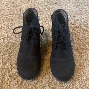 Women’s Black Lace Up Wedges